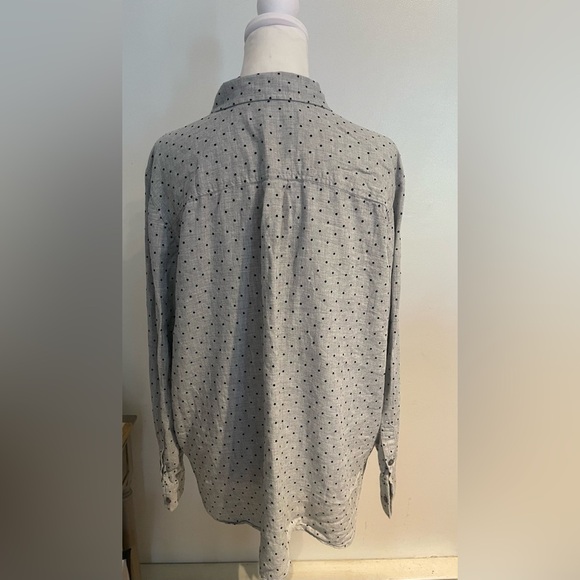Loft Women’s XL Gray & Black Polk-a-Dotted Button-Down Top - Picture 4 of 6